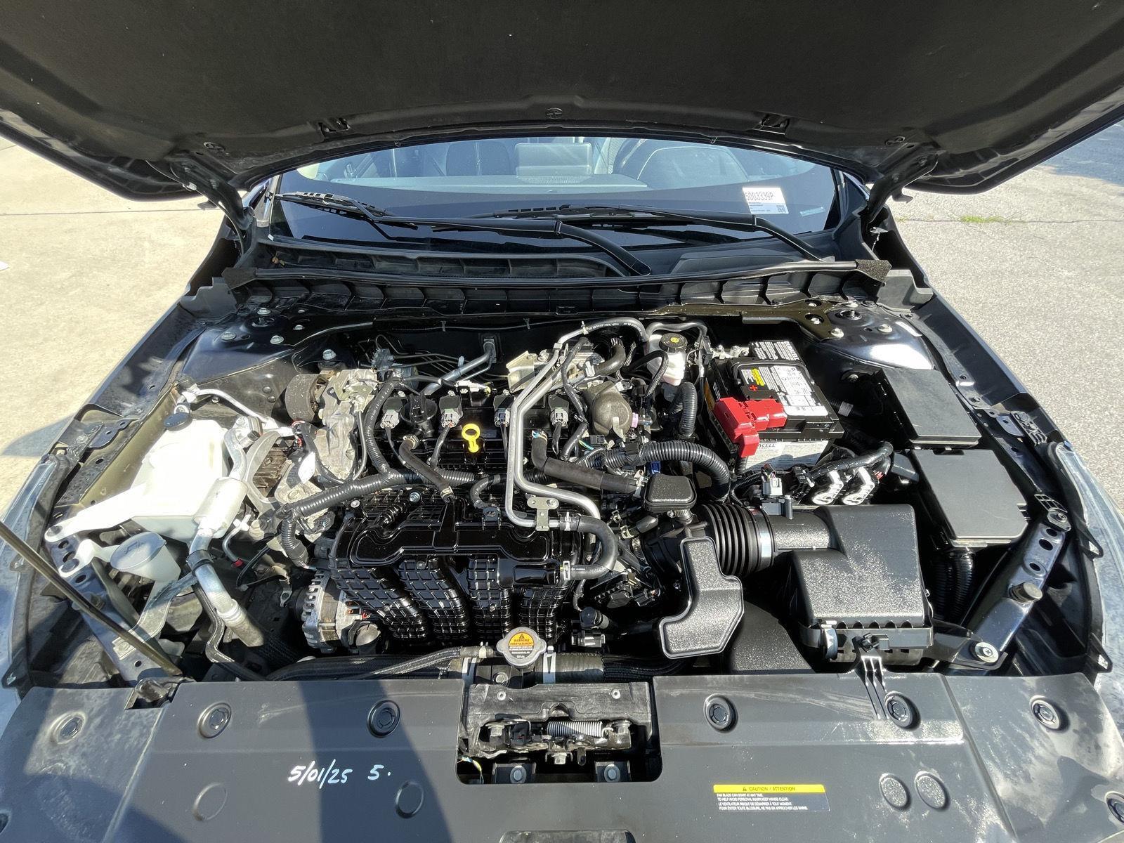 Vehicle photo 33