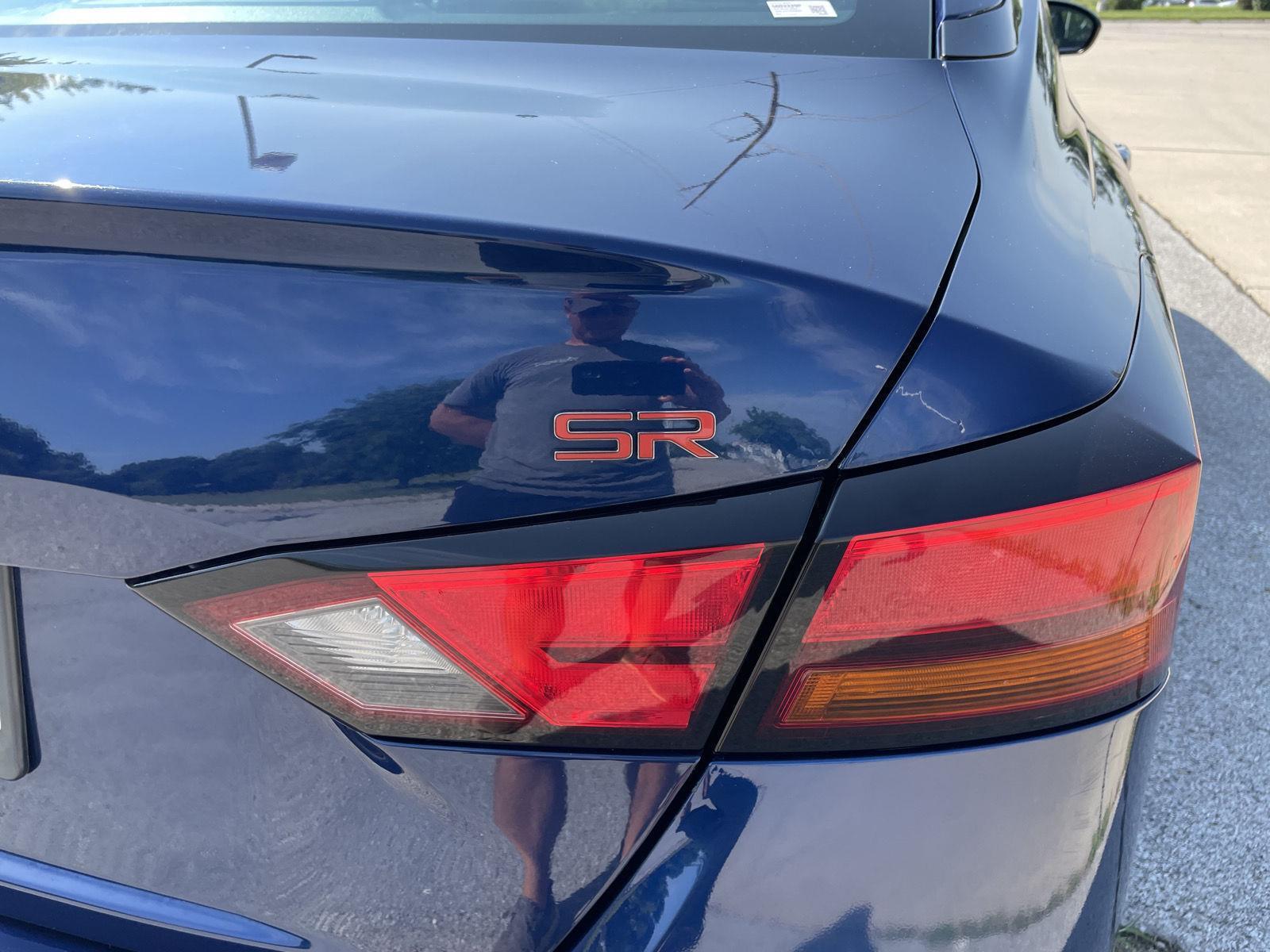 Vehicle photo 36