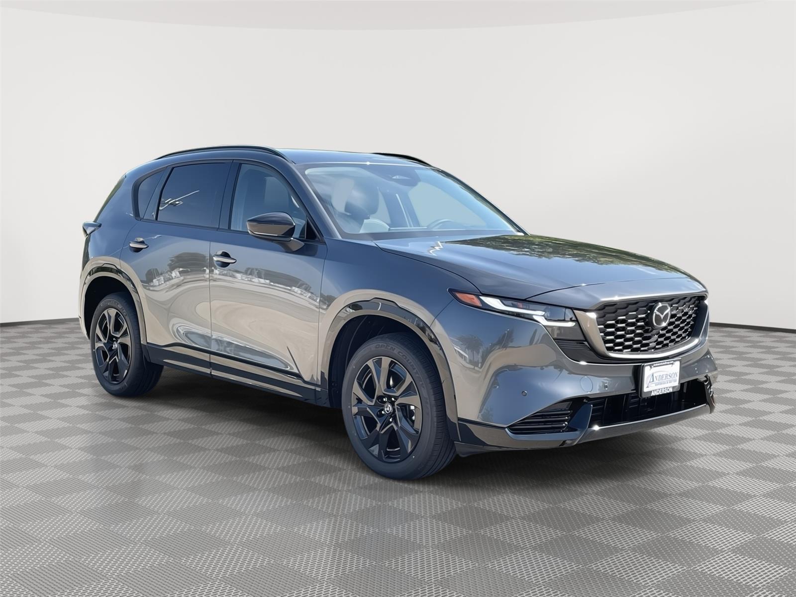 Vehicle photo 5