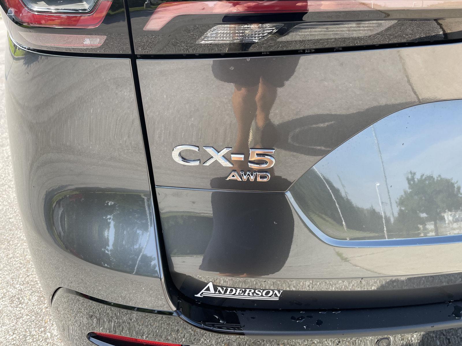 Vehicle photo 36