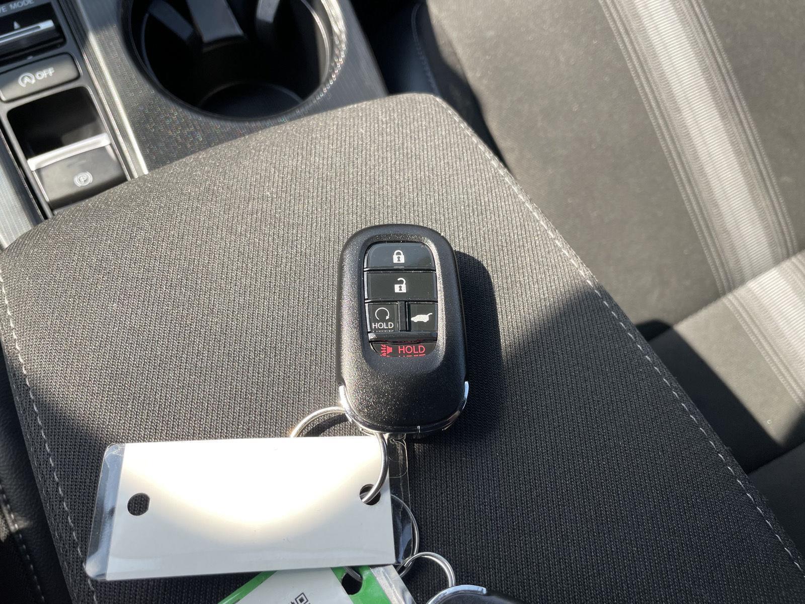 Vehicle photo 36
