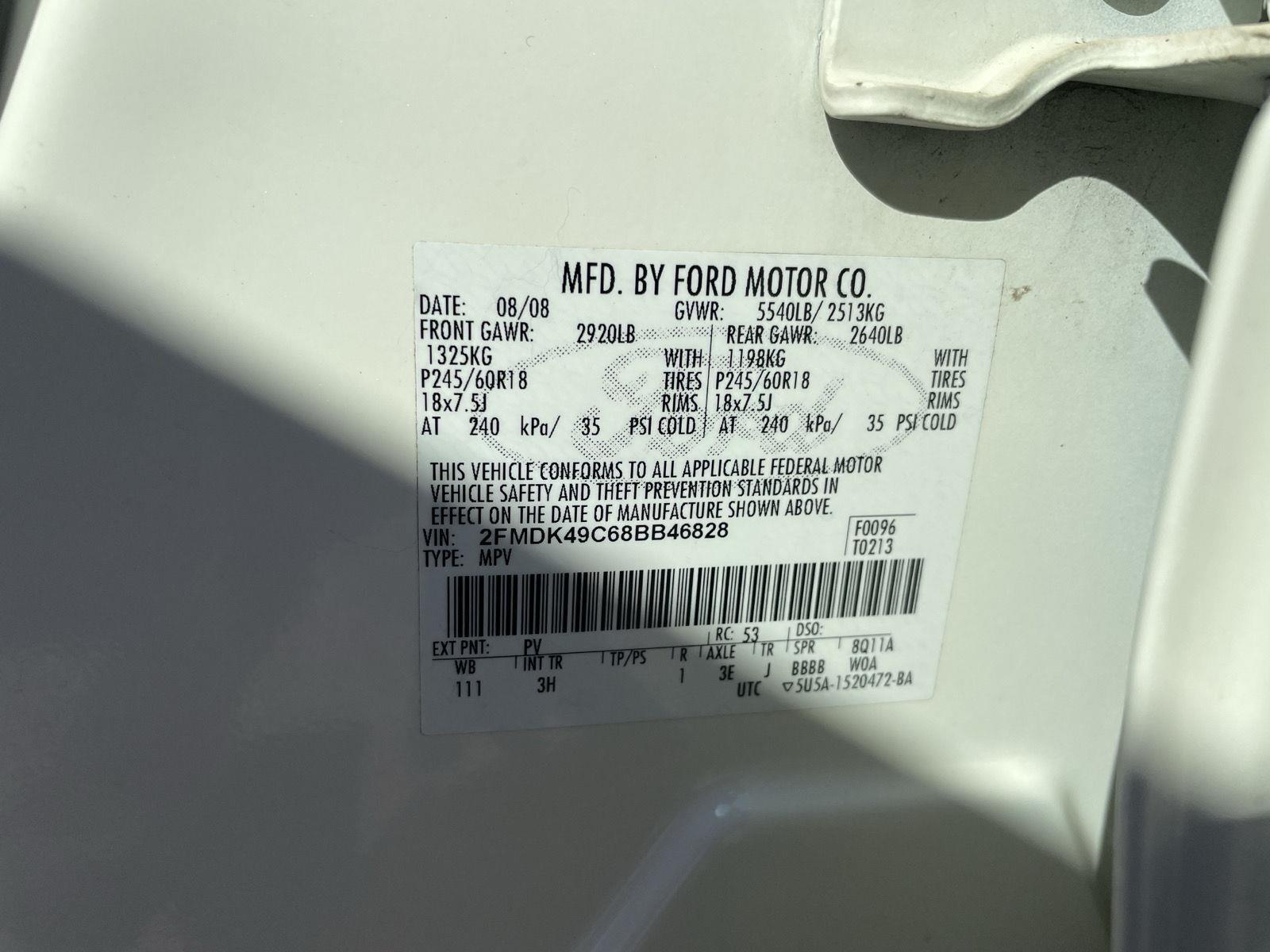 Vehicle photo 30