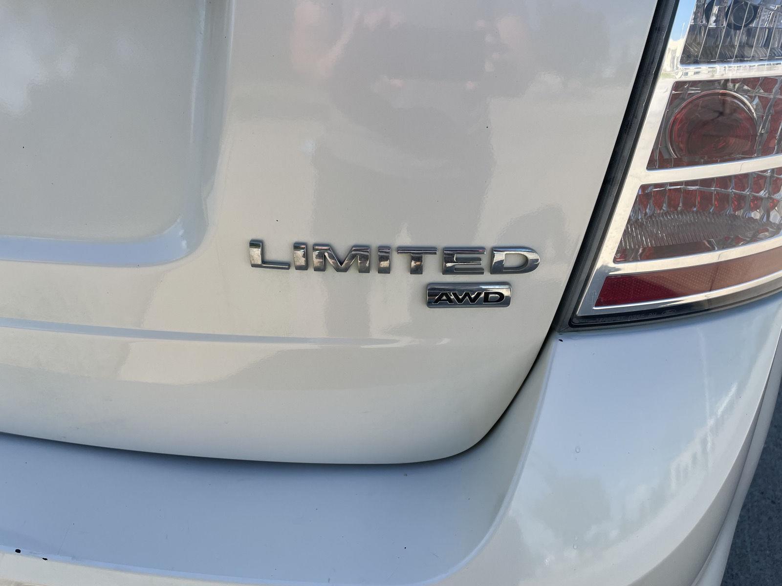 Vehicle photo 36