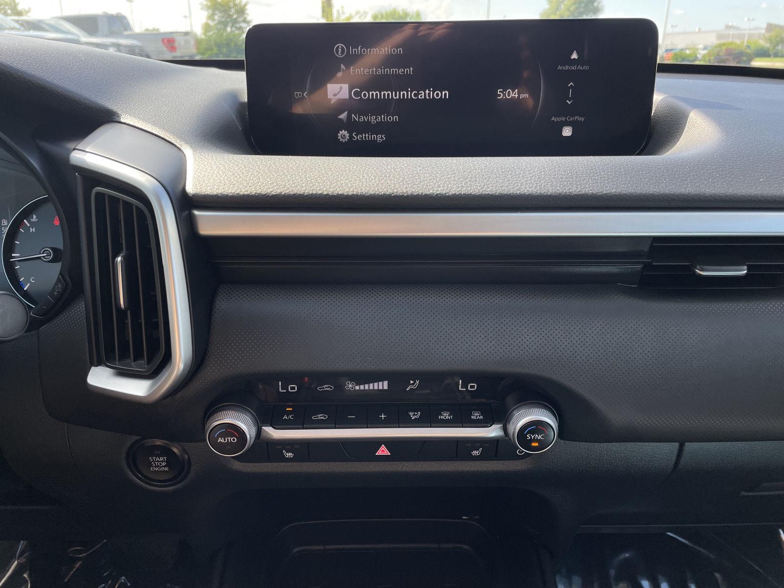 Vehicle photo 22