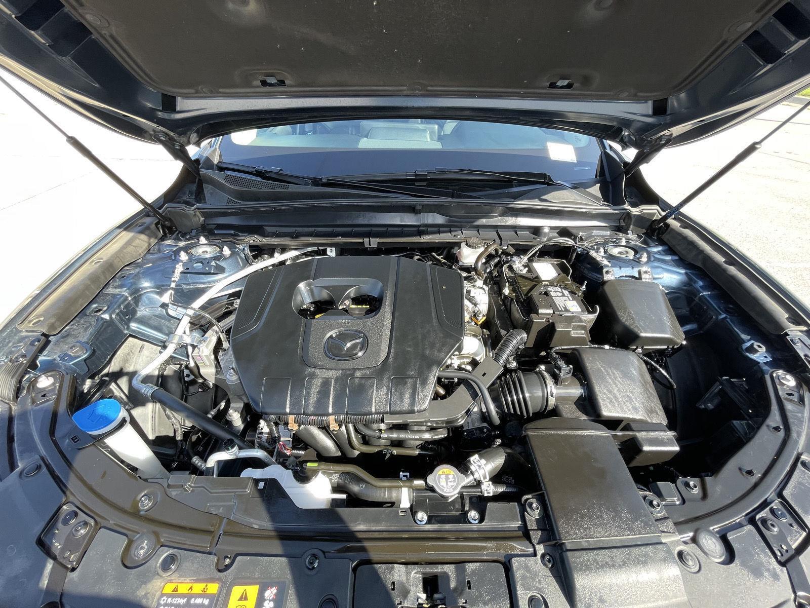 Vehicle photo 33