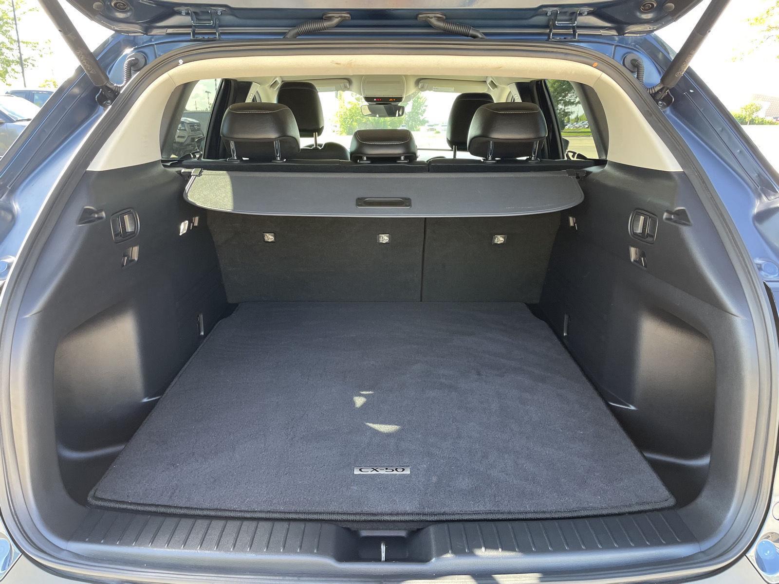 Vehicle photo 34