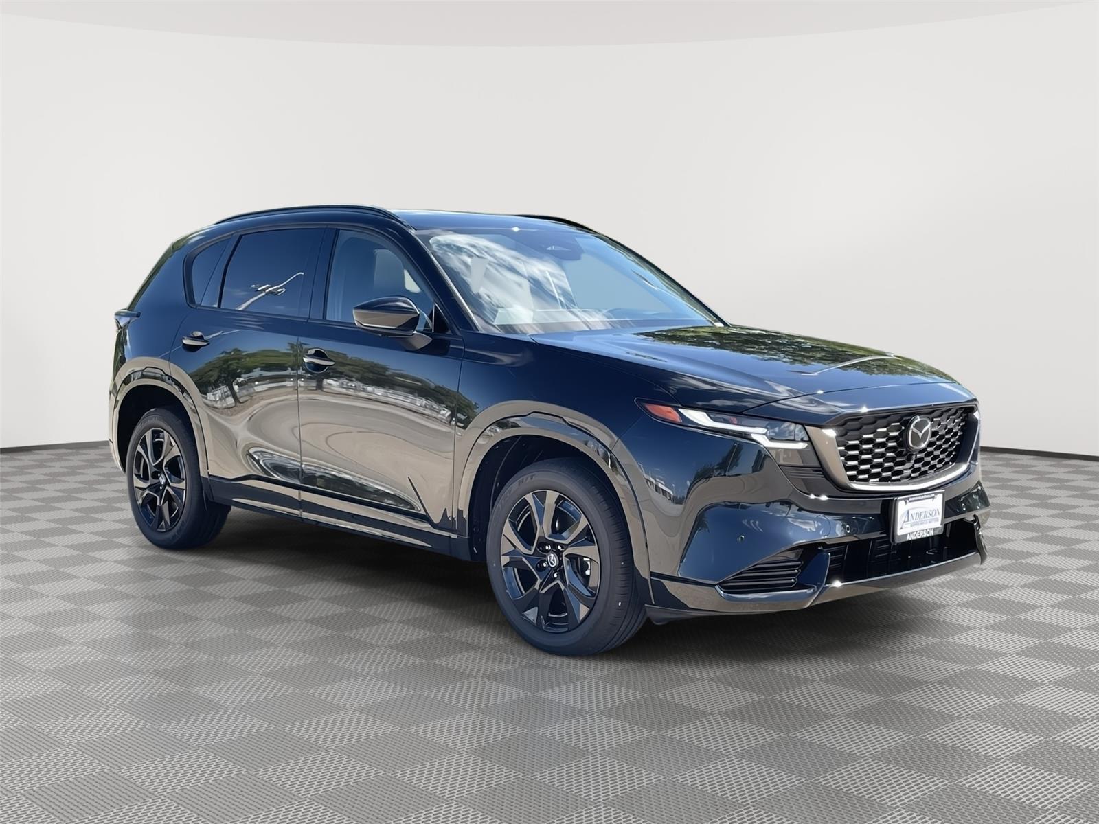 Vehicle photo 5