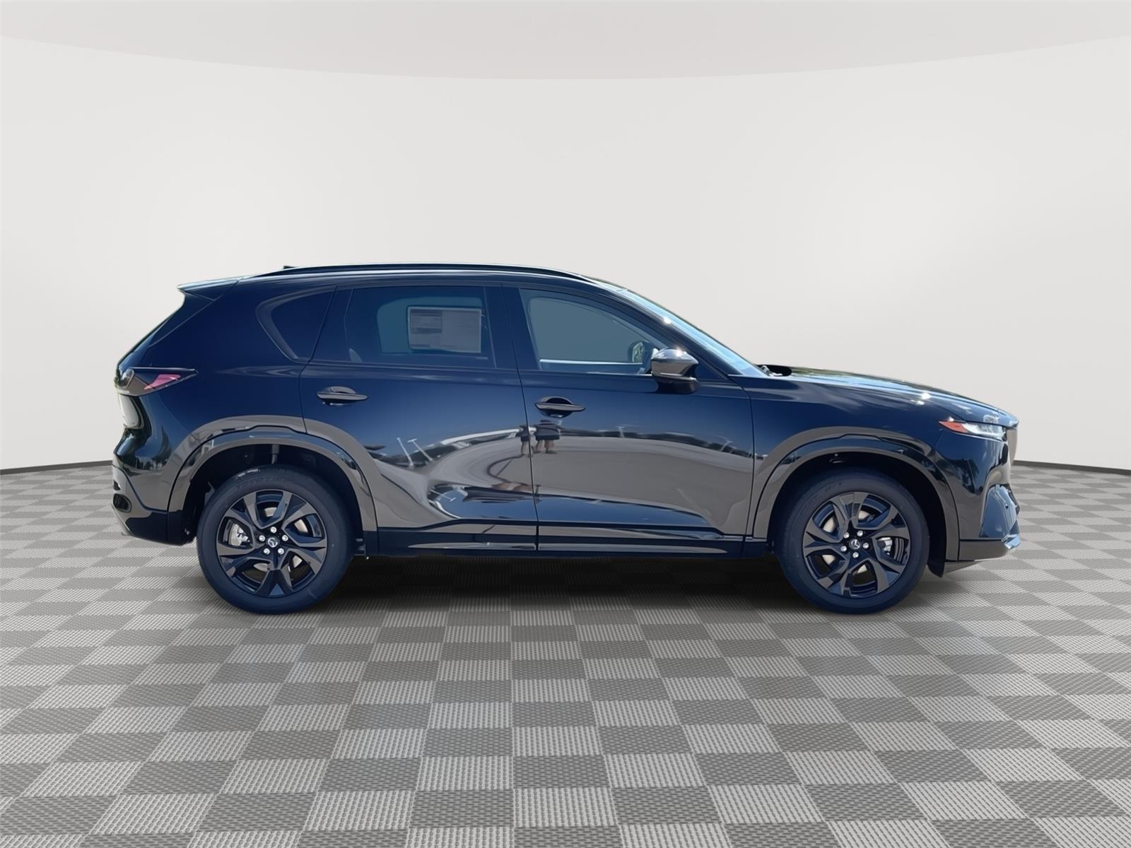 Vehicle photo 6