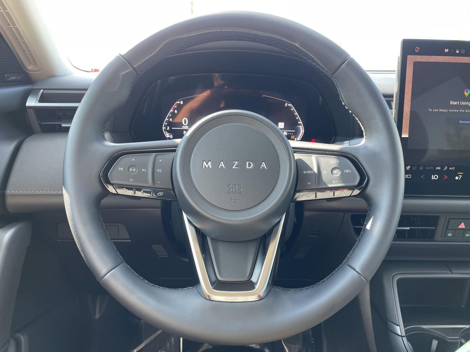 Vehicle photo 11