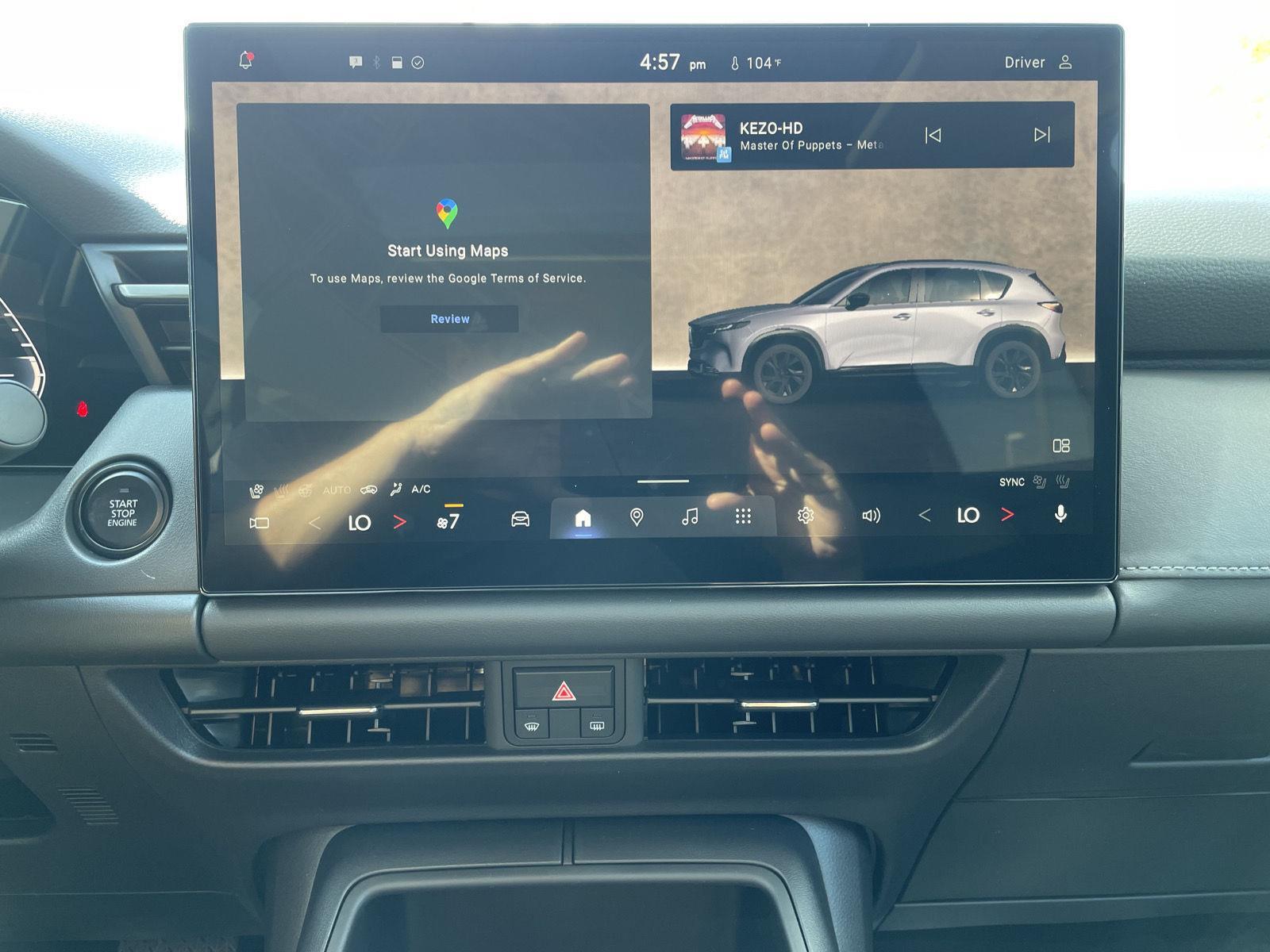 Vehicle photo 23