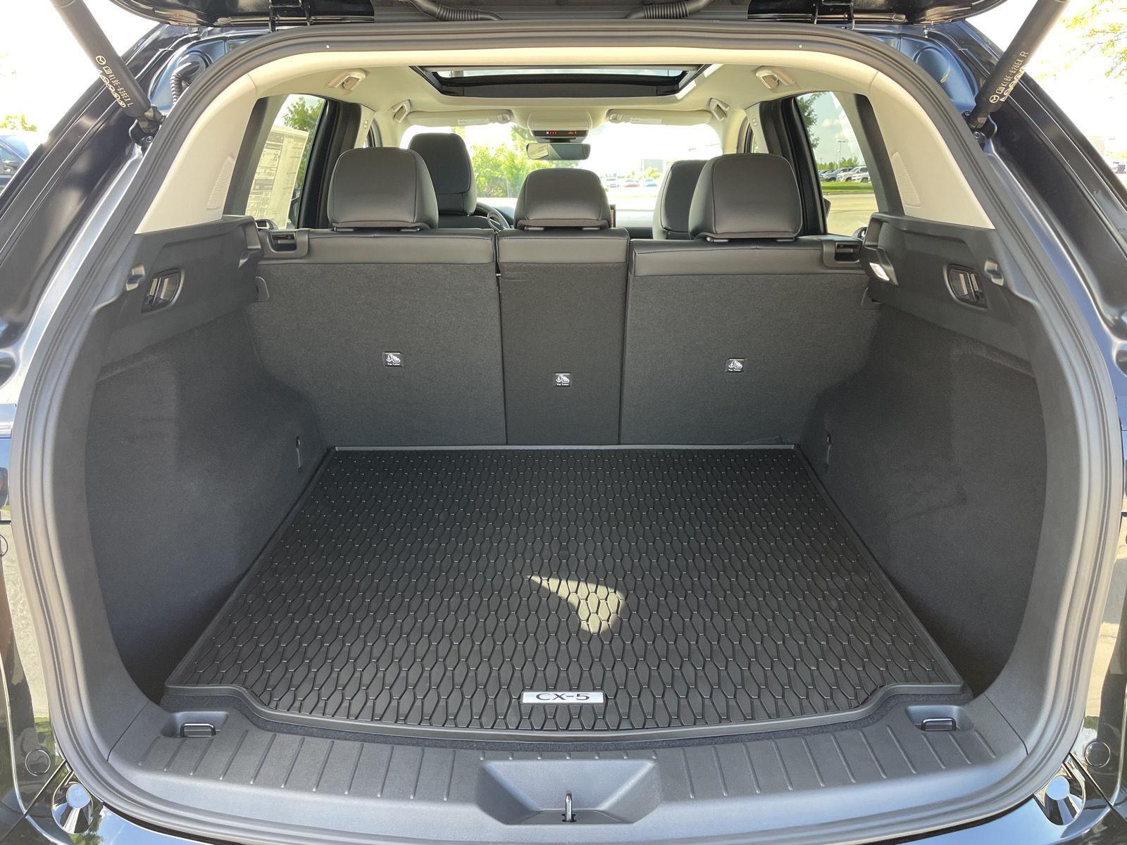 Vehicle photo 35