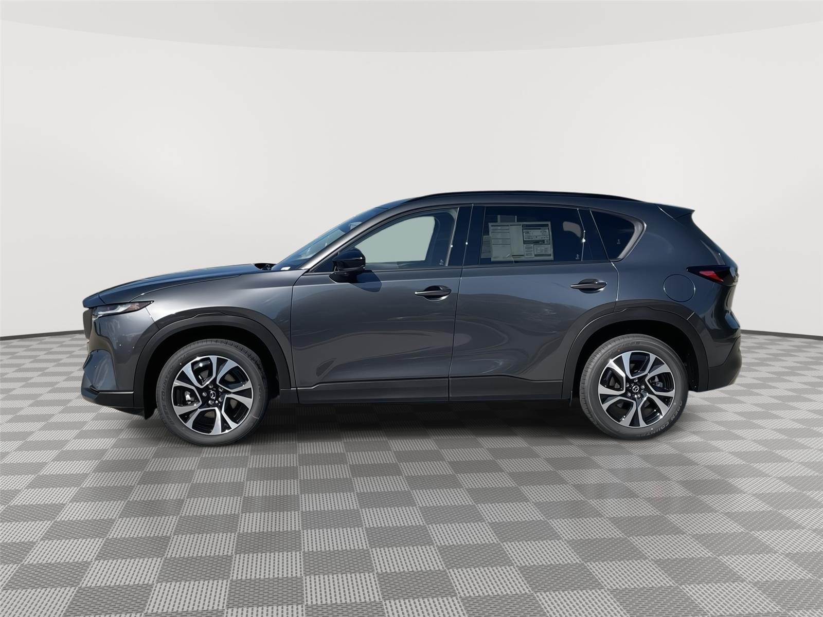 Vehicle photo 2