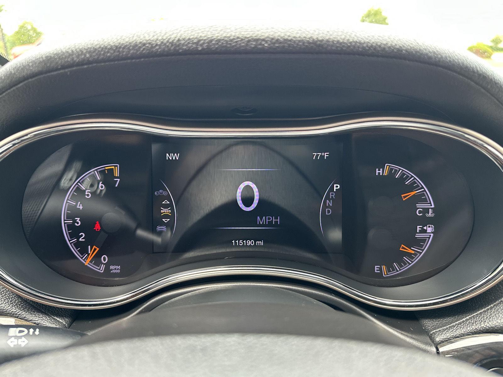 Vehicle photo 15