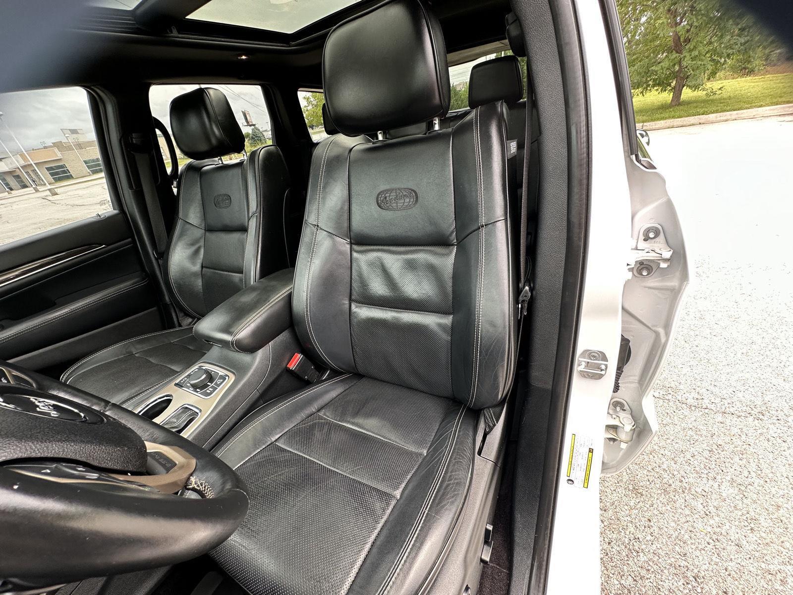 Vehicle photo 18