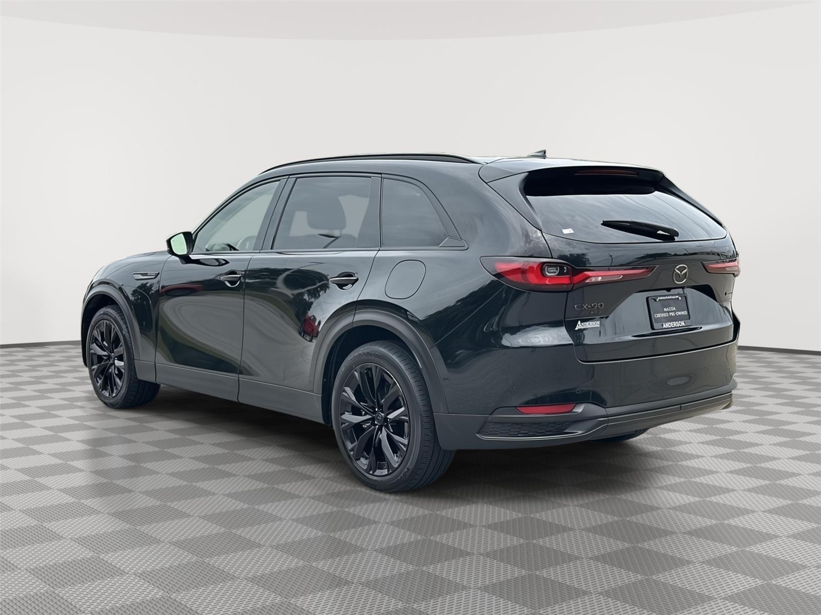 Vehicle photo 9