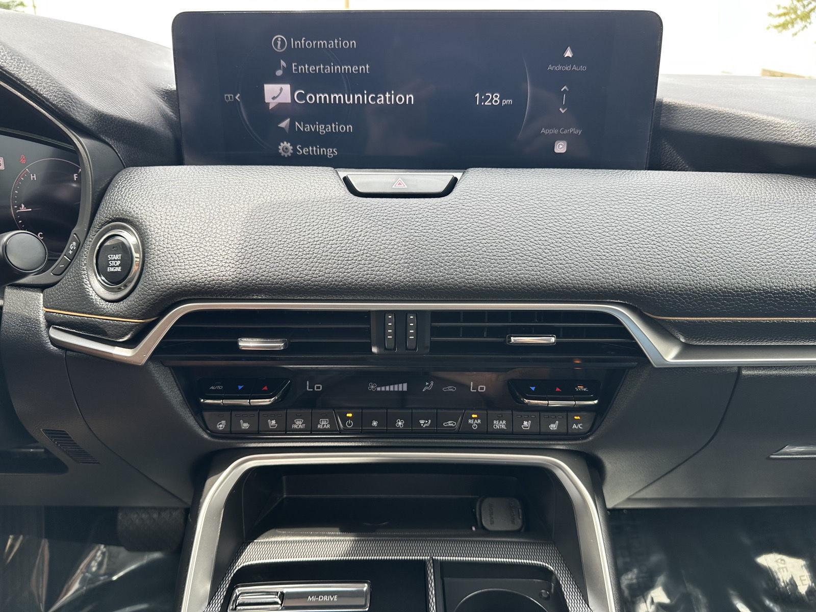 Vehicle photo 25