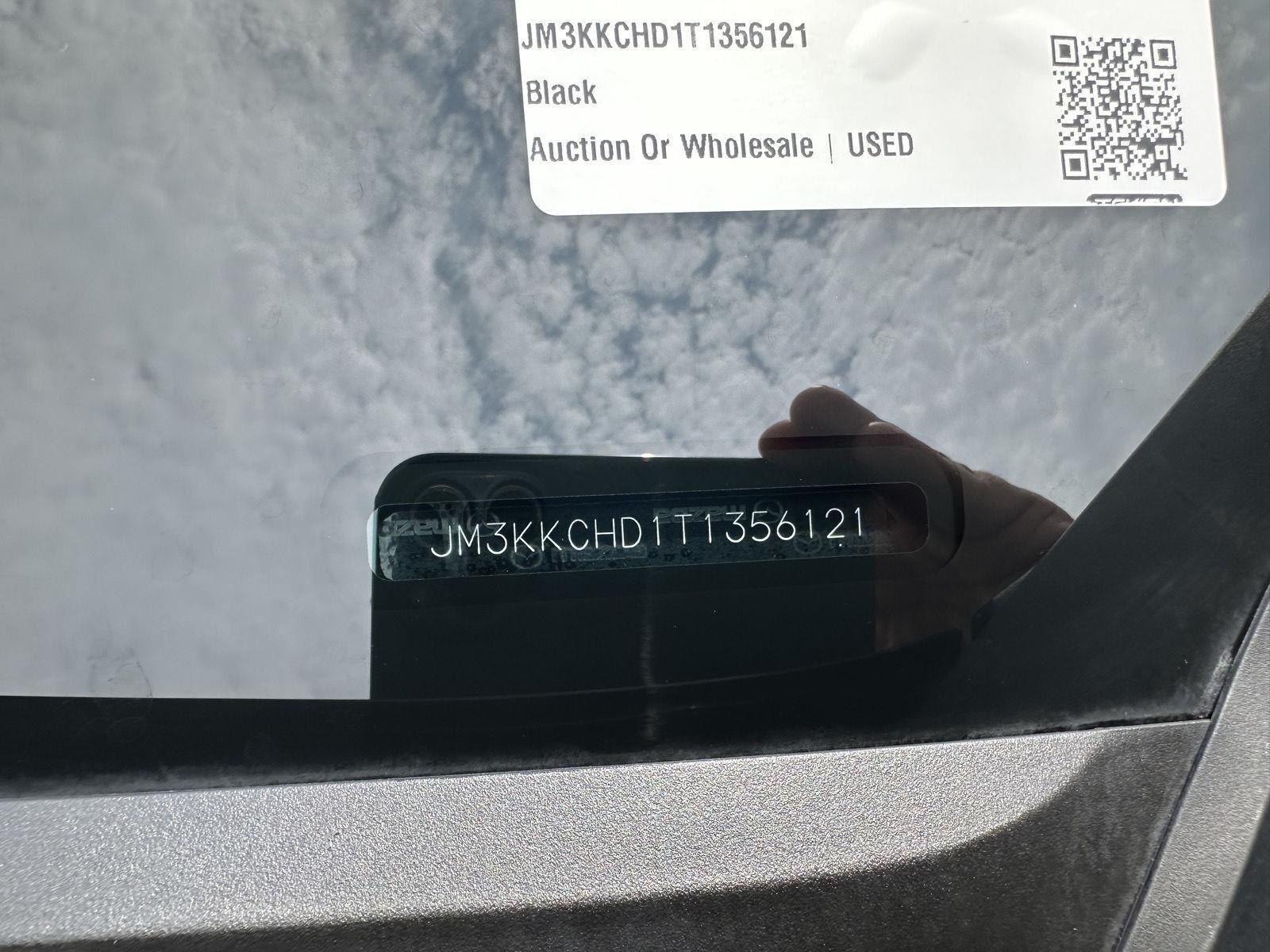 Vehicle photo 37