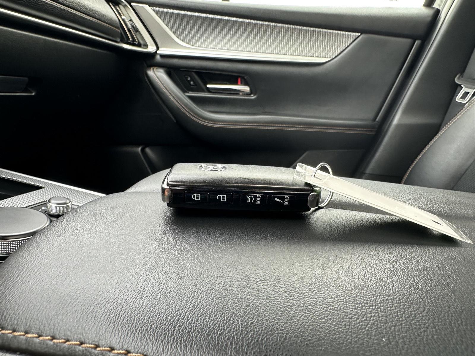 Vehicle photo 42