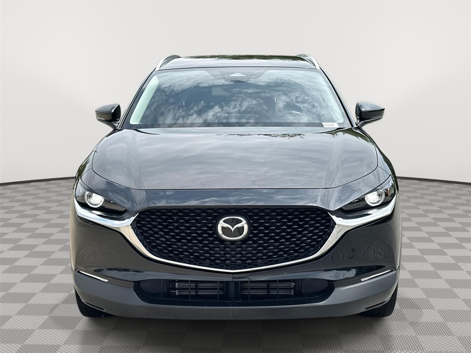 Vehicle photo 4