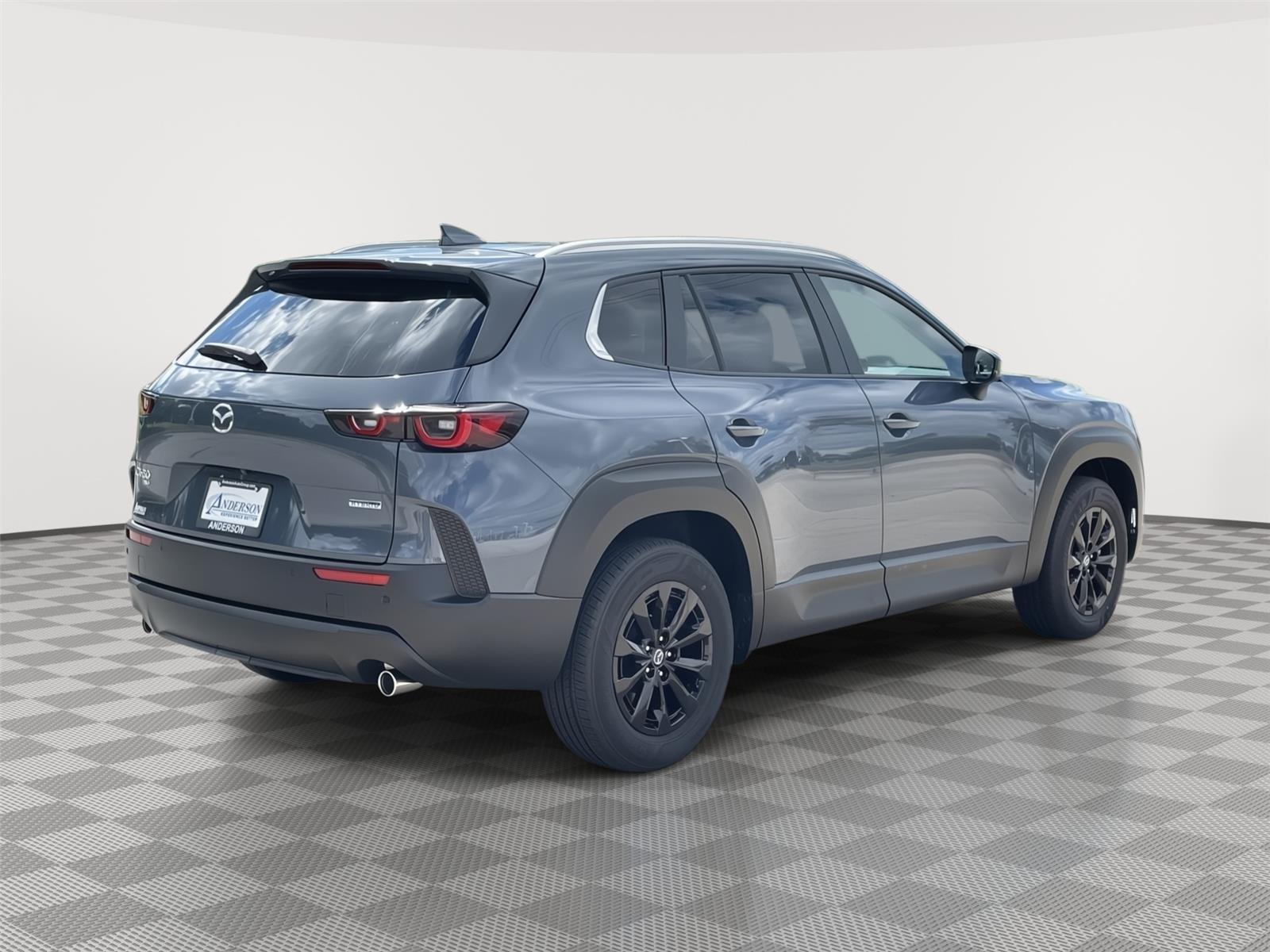 Vehicle photo 7