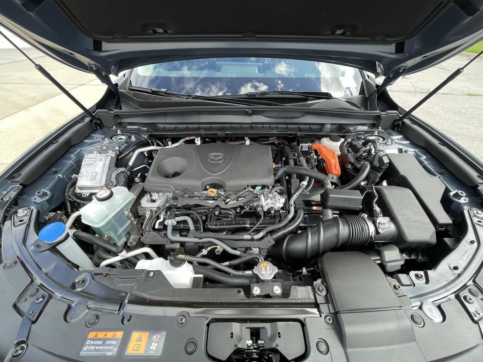 Vehicle photo 33