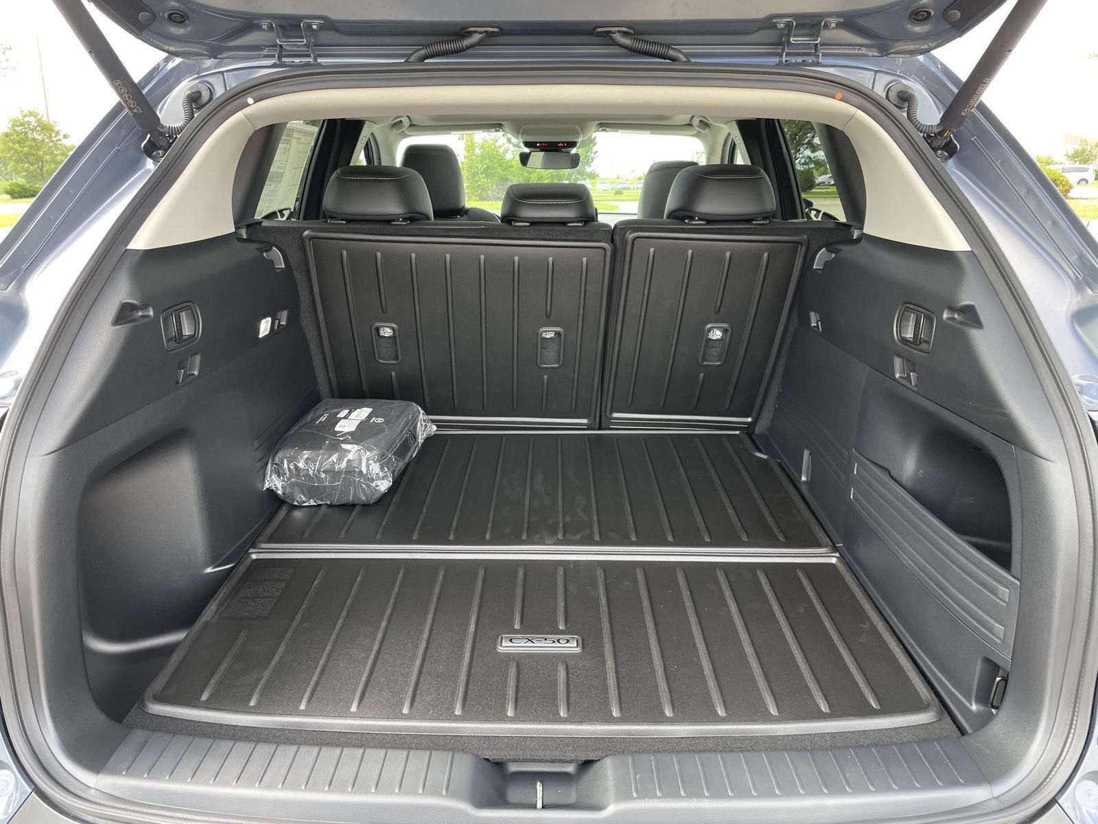 Vehicle photo 34