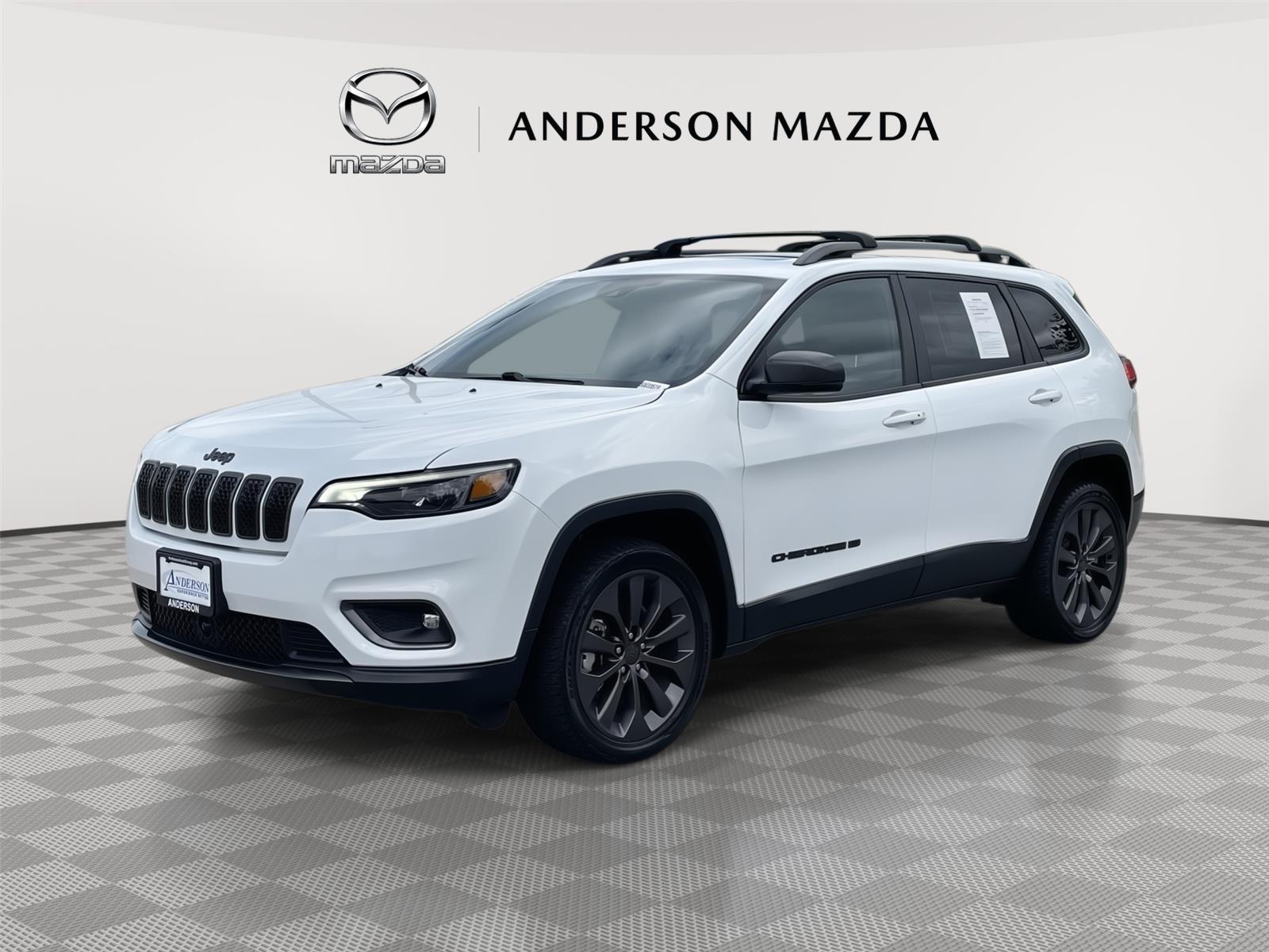 Vehicle photo 1