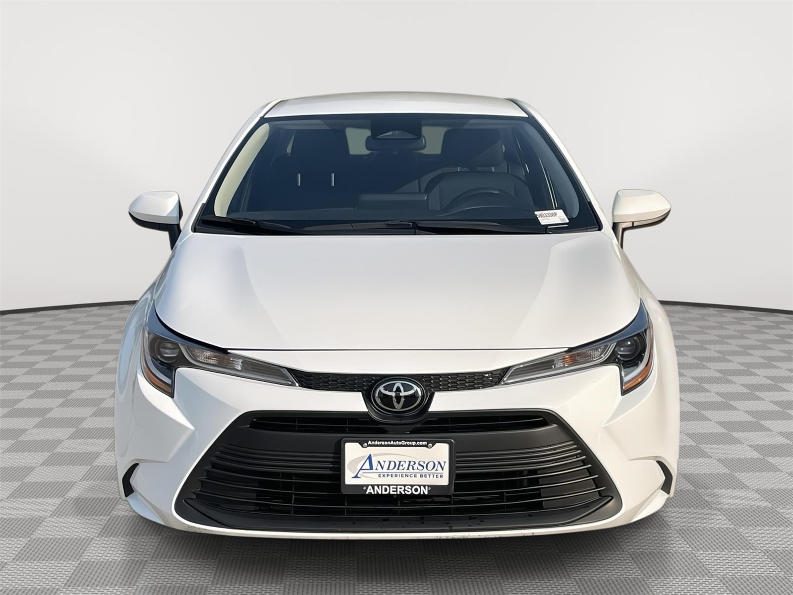 Vehicle photo 4