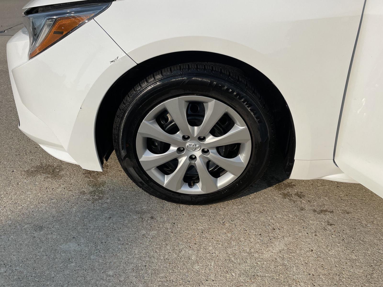 Vehicle photo 10