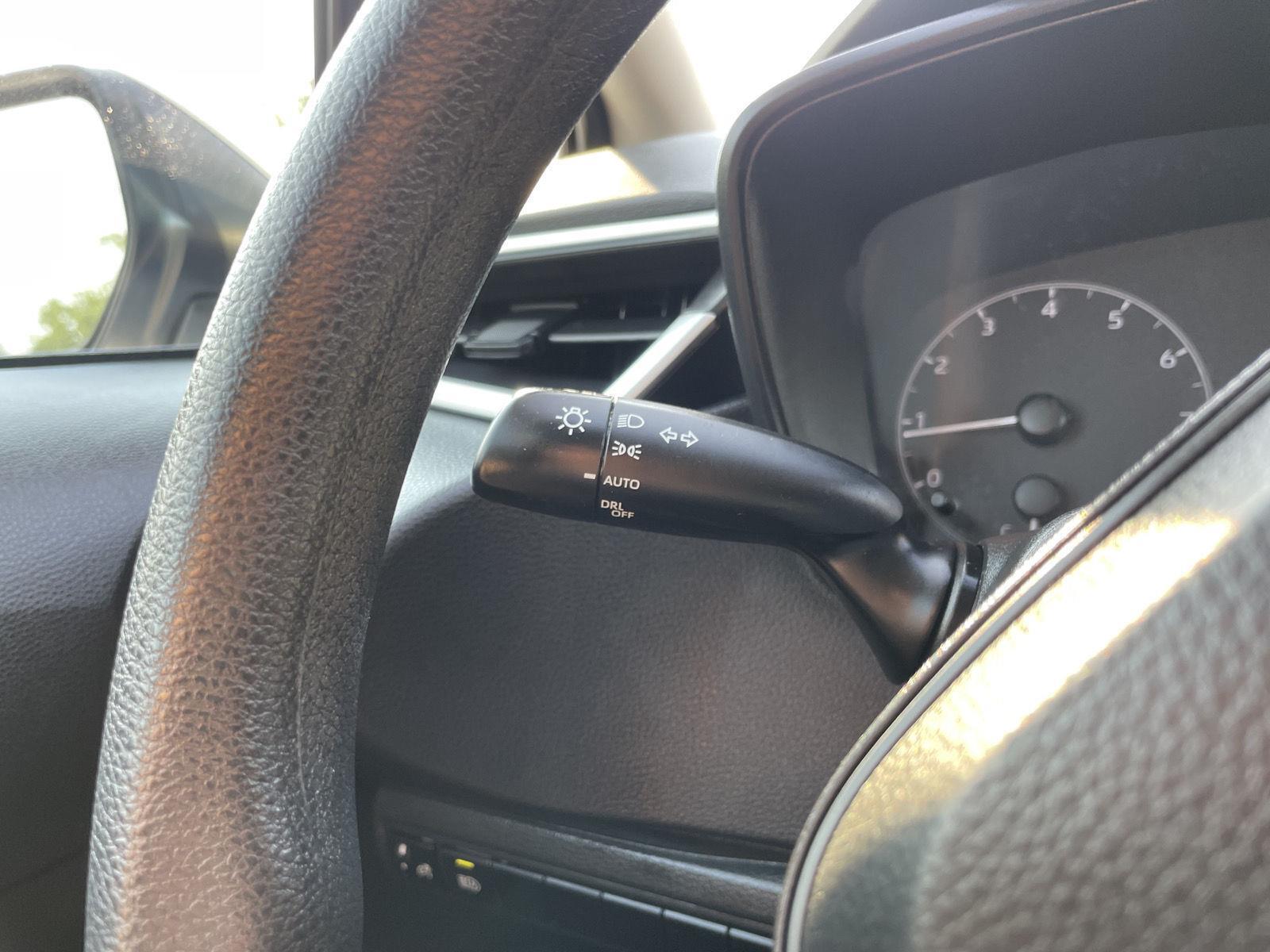 Vehicle photo 16