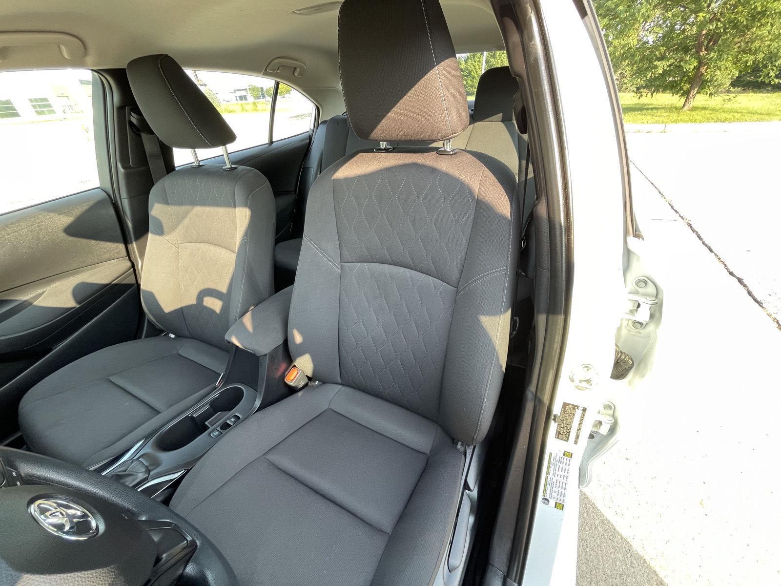 Vehicle photo 18