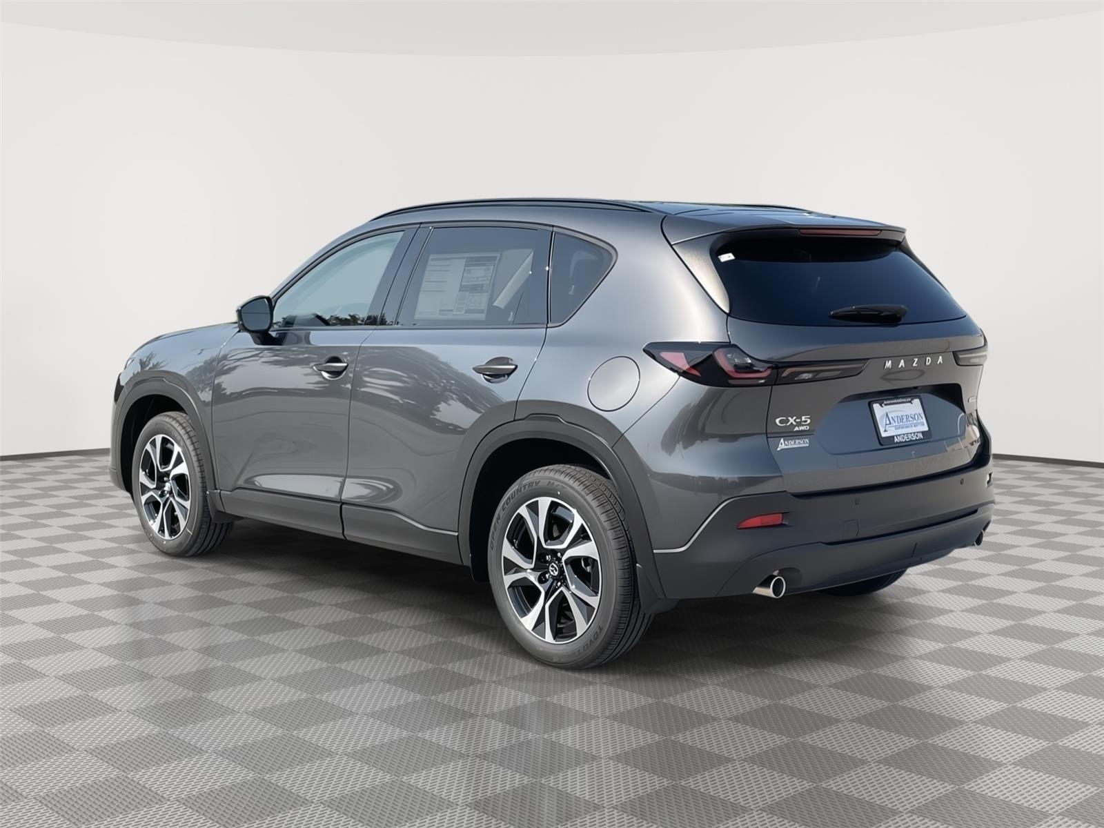 Vehicle photo 9