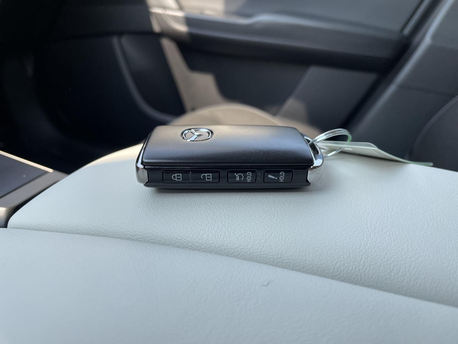 Vehicle photo 35