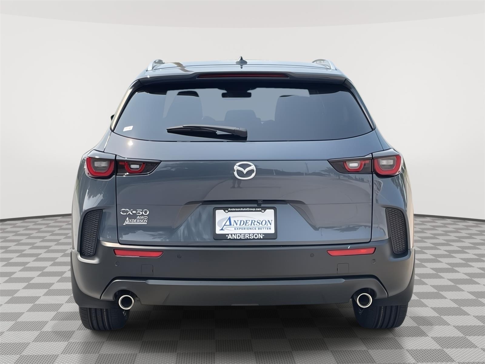 Vehicle photo 8