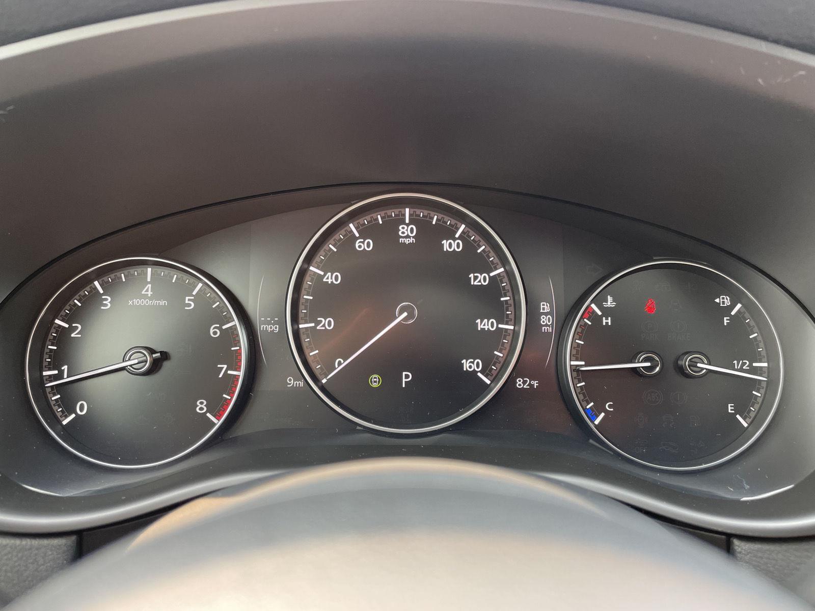 Vehicle photo 14