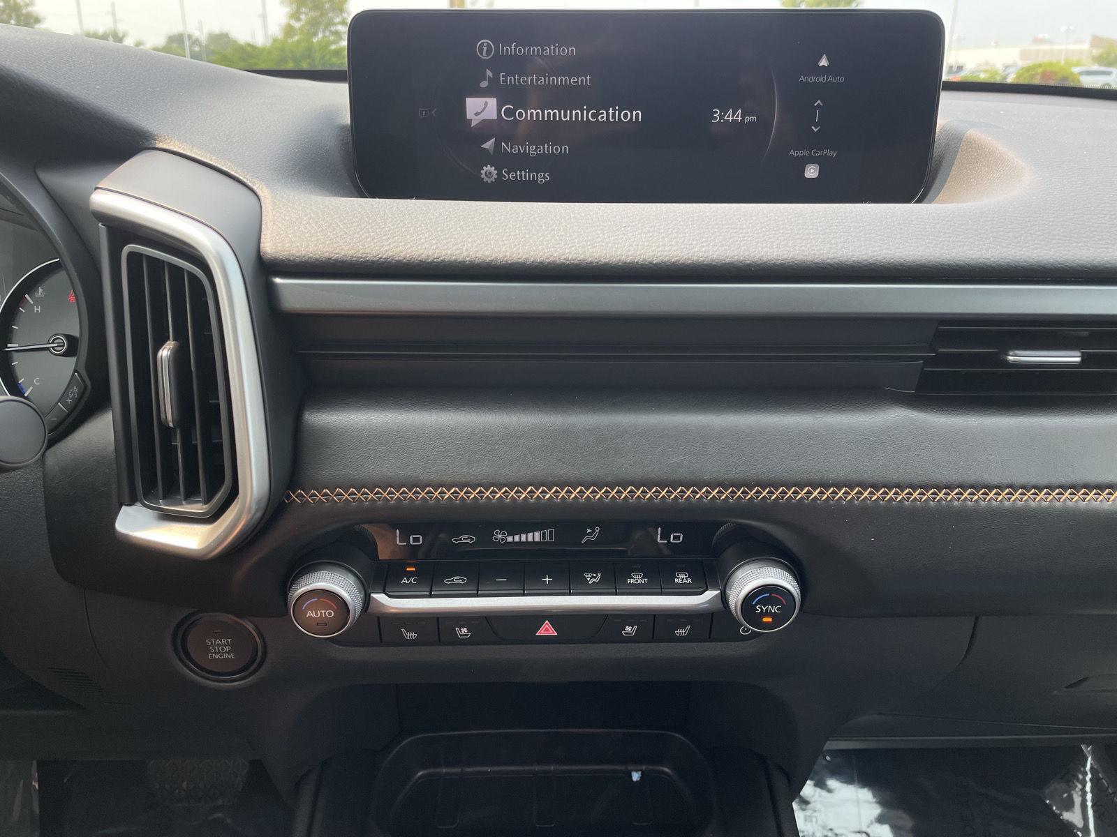 Vehicle photo 22
