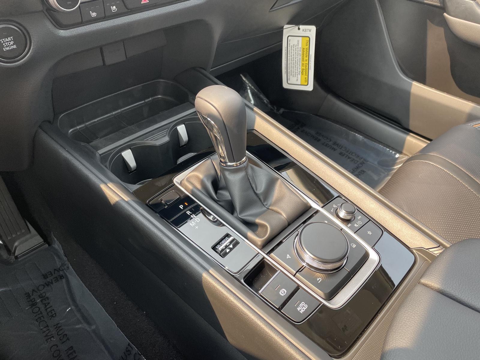 Vehicle photo 29