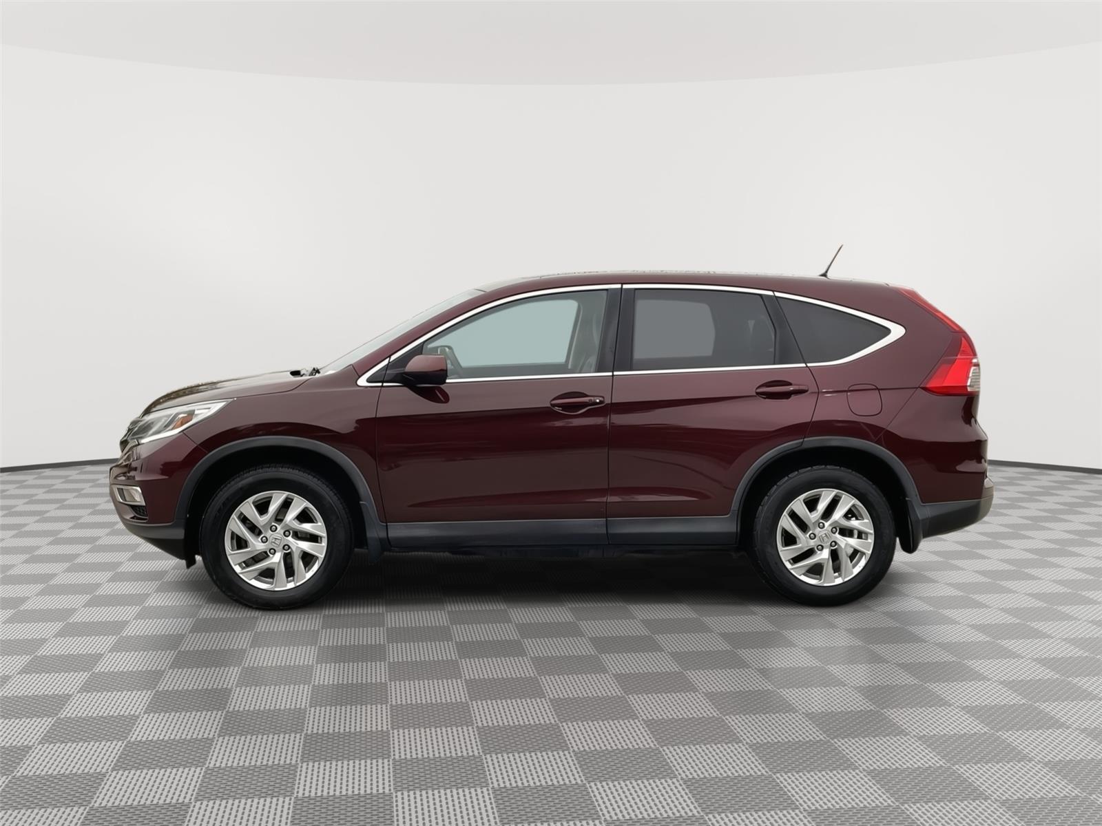 Vehicle photo 2