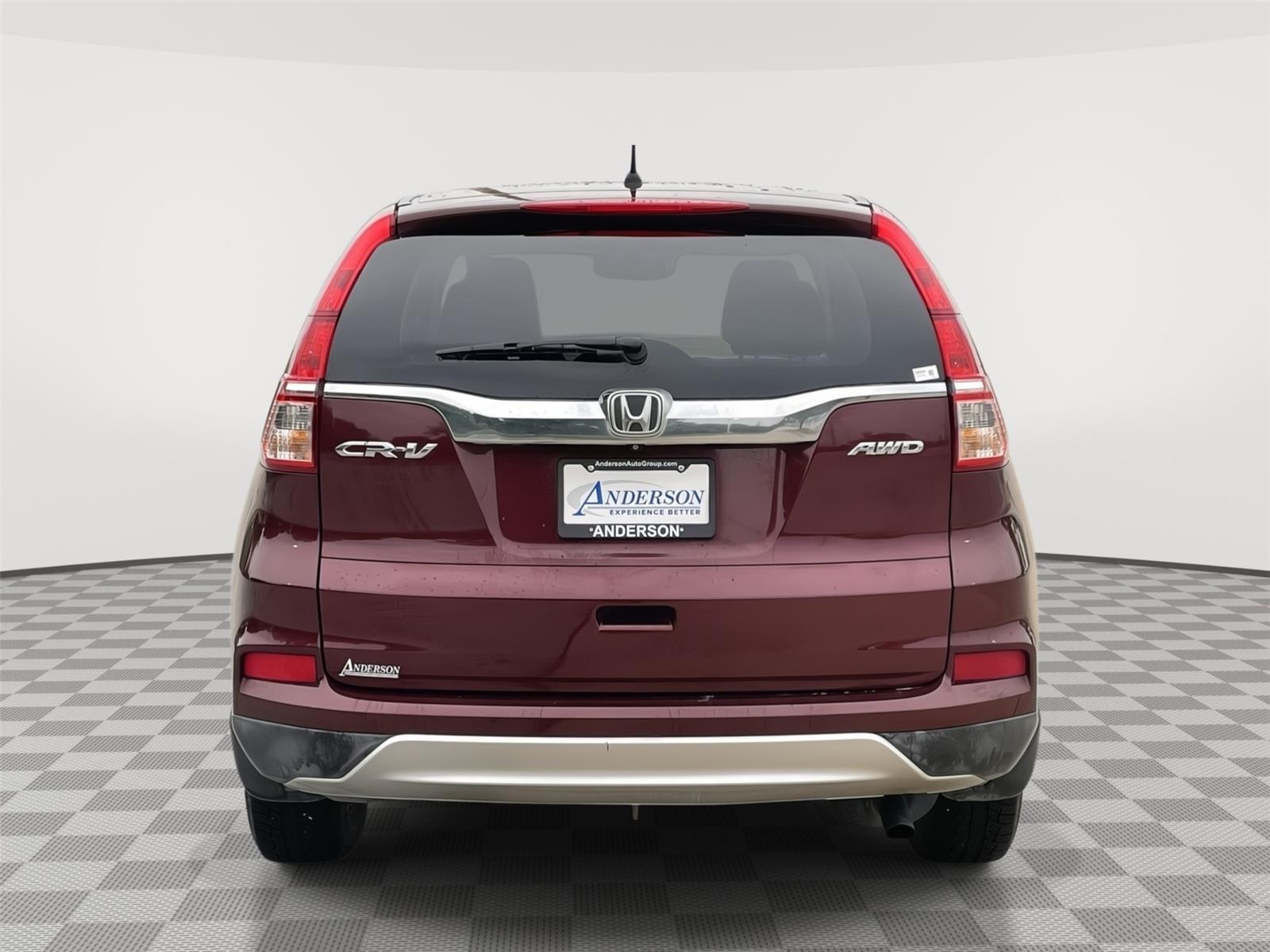 Vehicle photo 8
