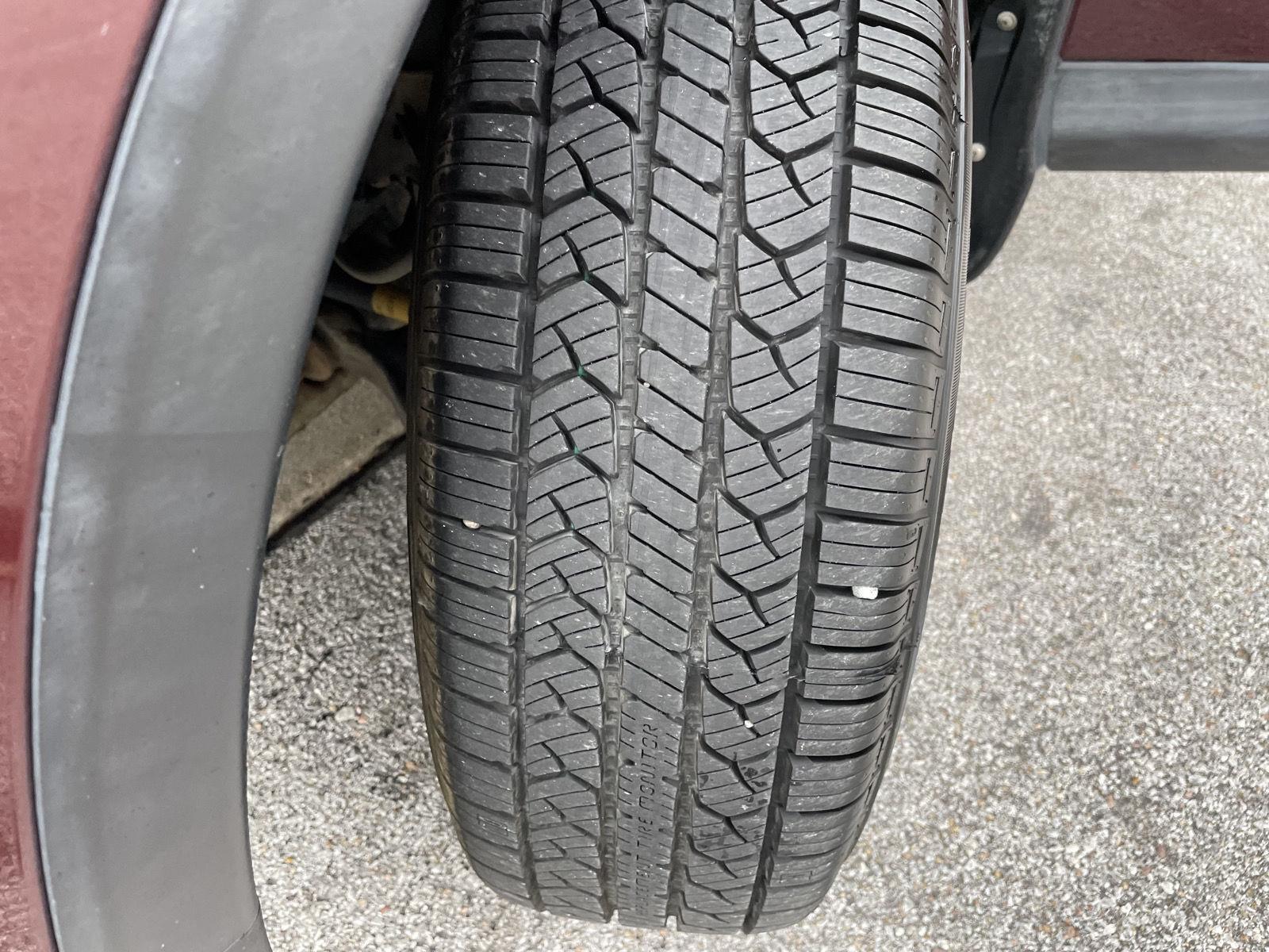 Vehicle photo 11
