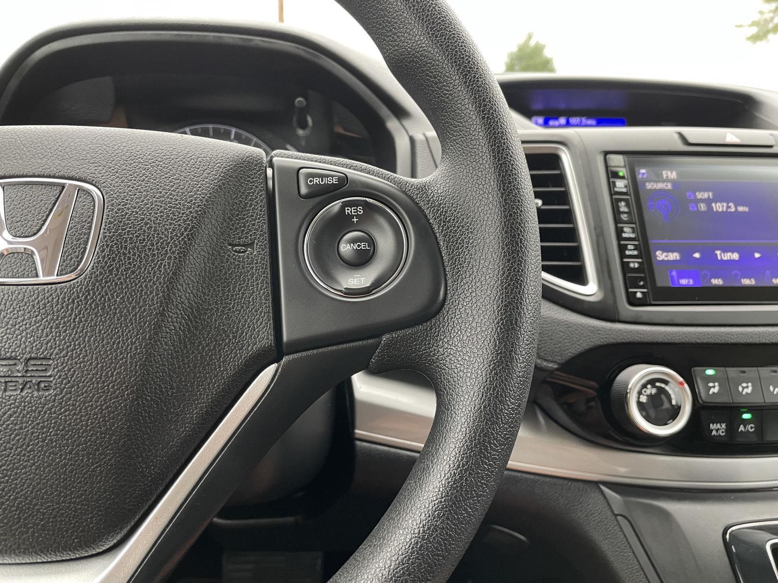 Vehicle photo 14