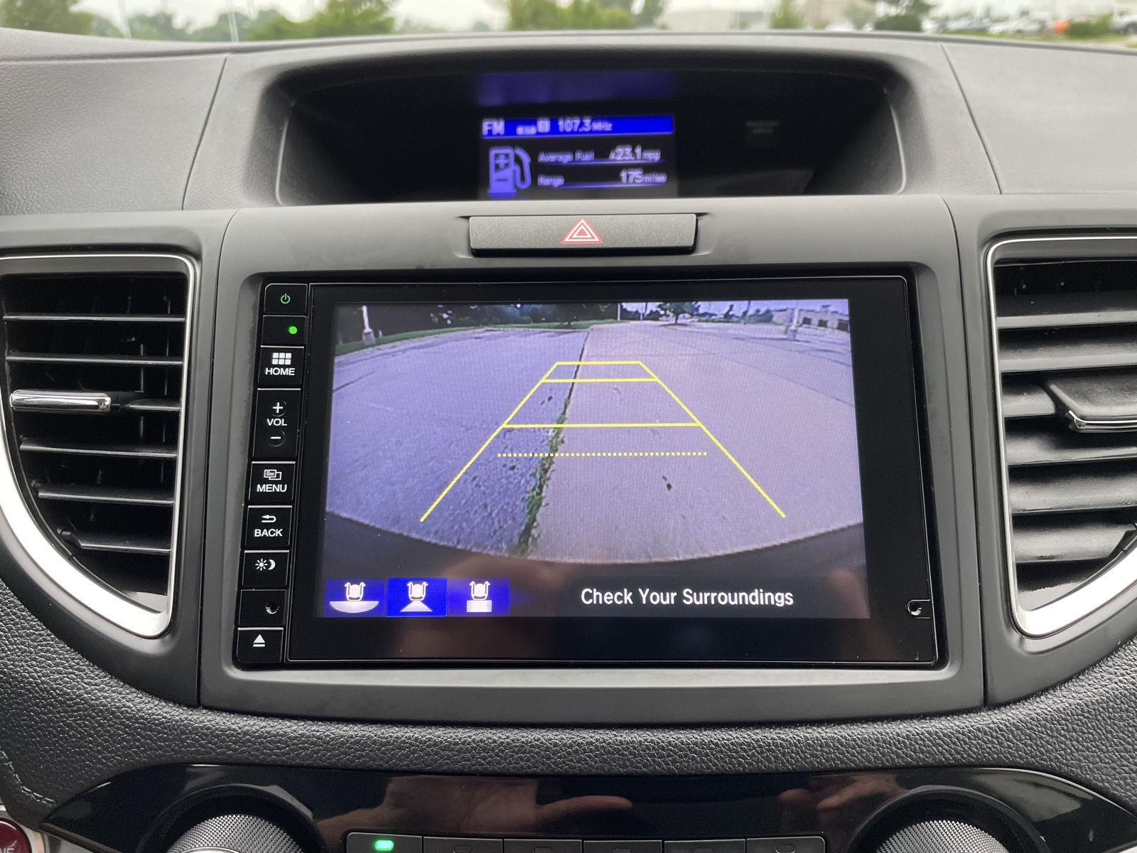 Vehicle photo 23