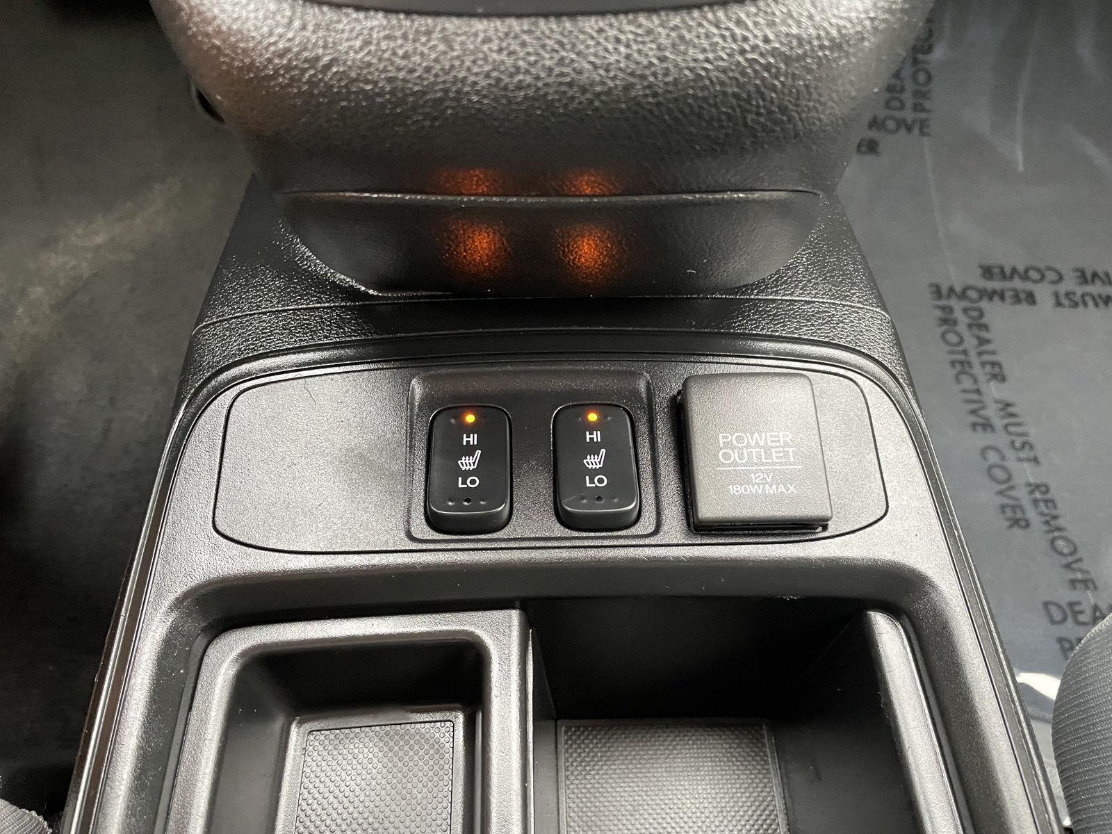 Vehicle photo 28