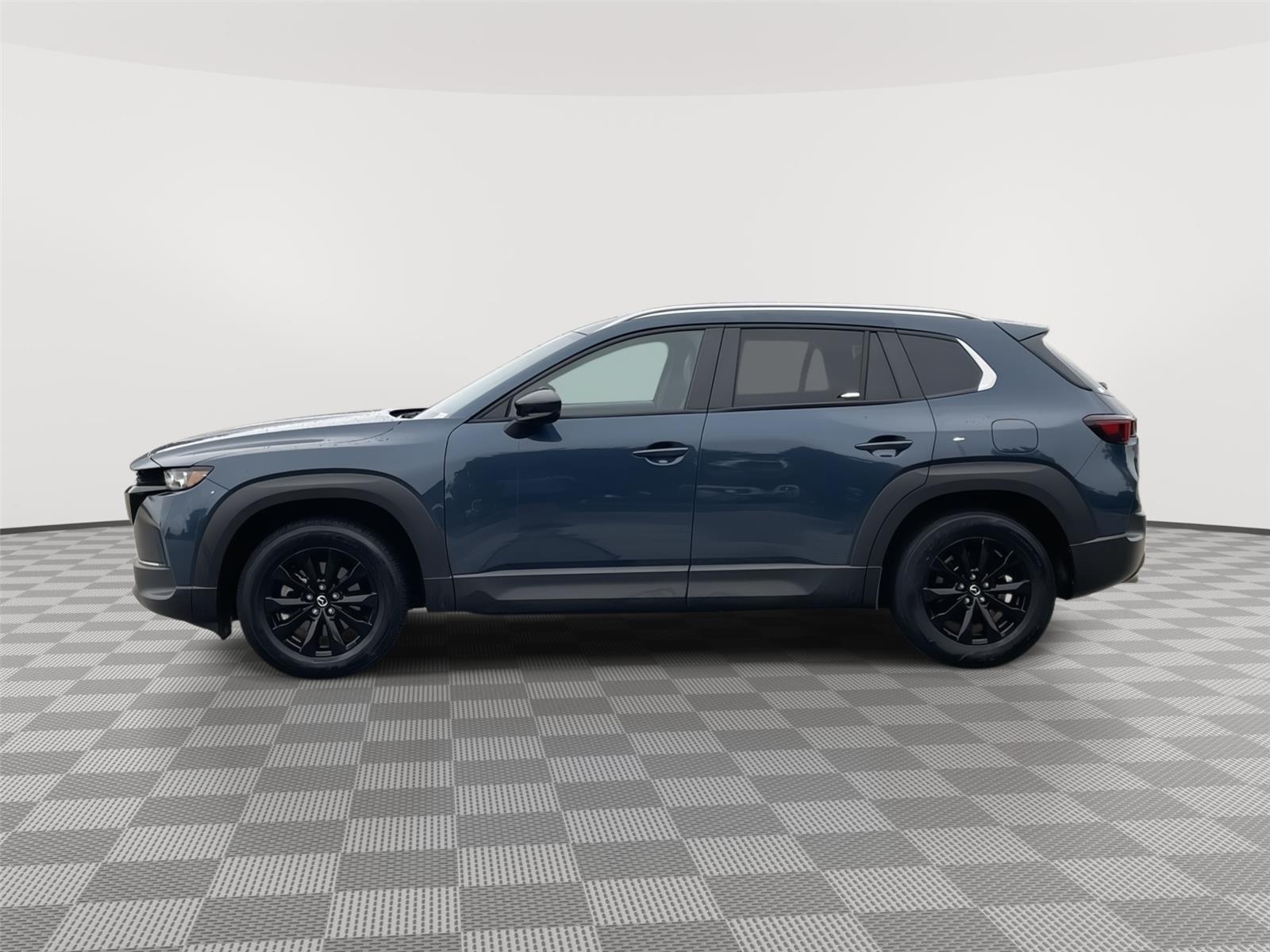 Vehicle photo 2