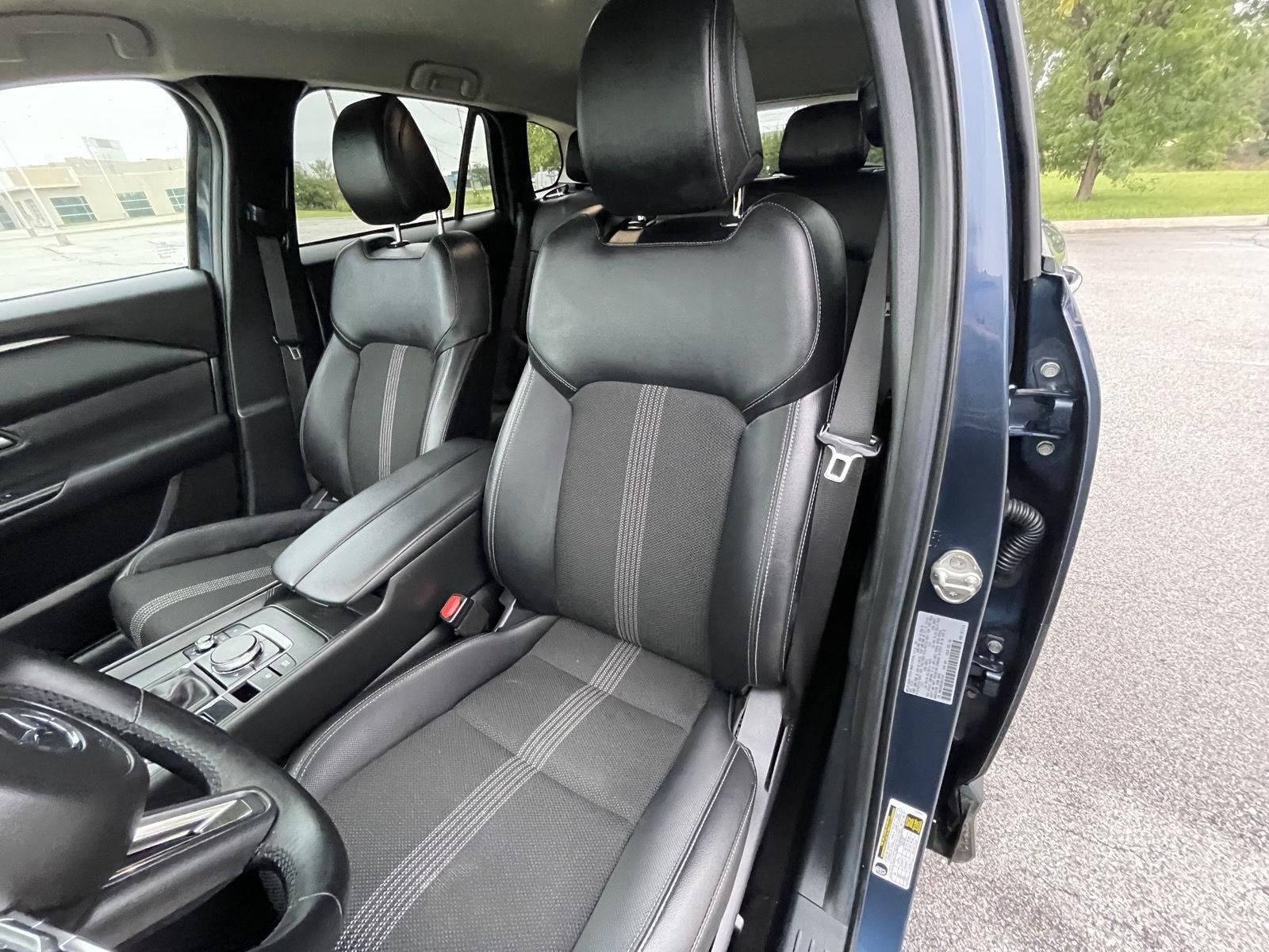 Vehicle photo 18