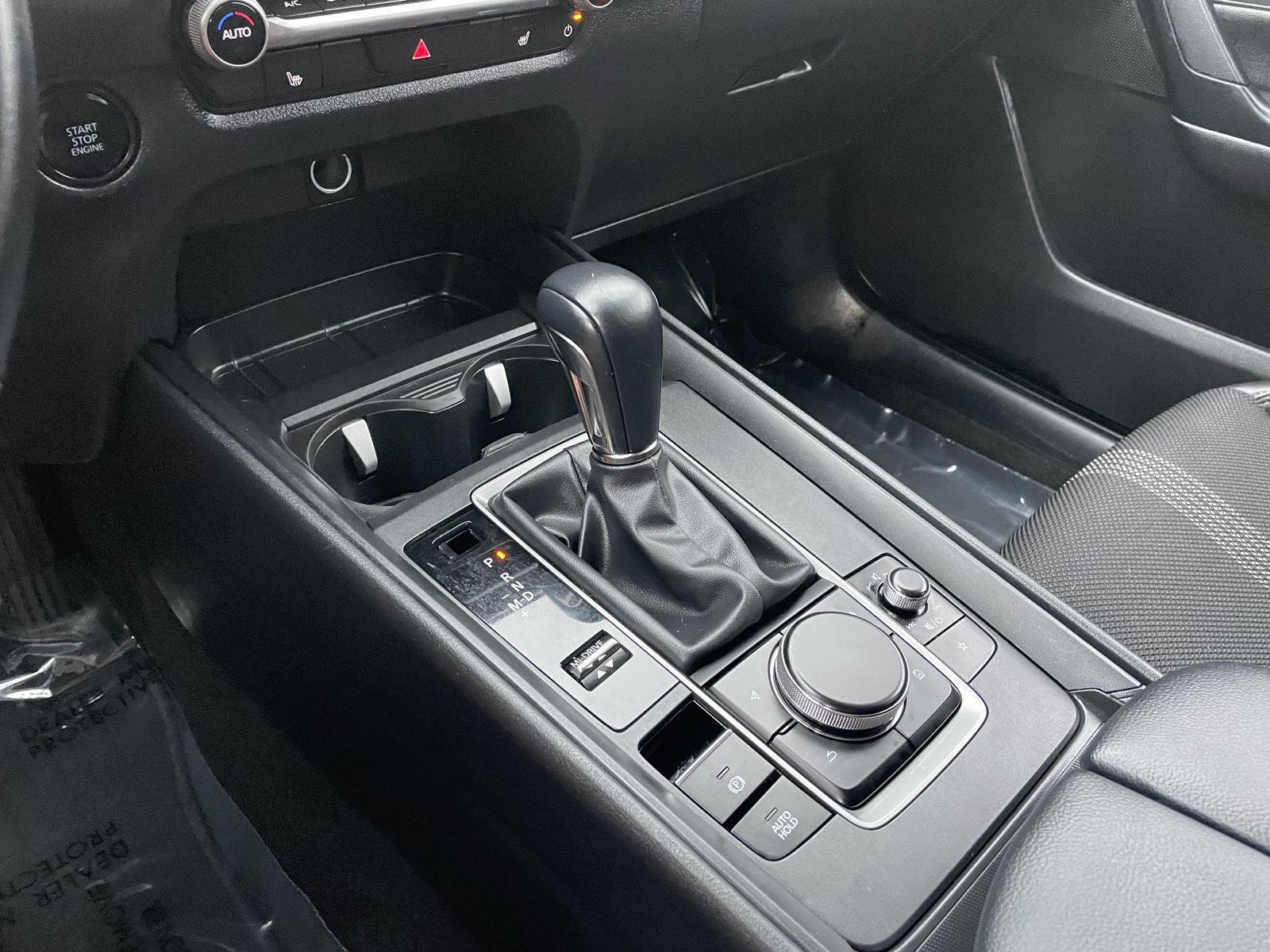 Vehicle photo 28
