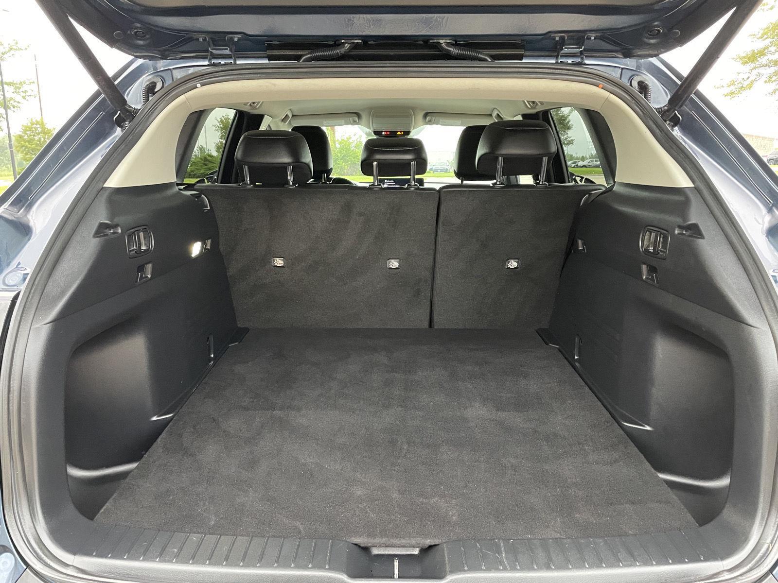 Vehicle photo 34