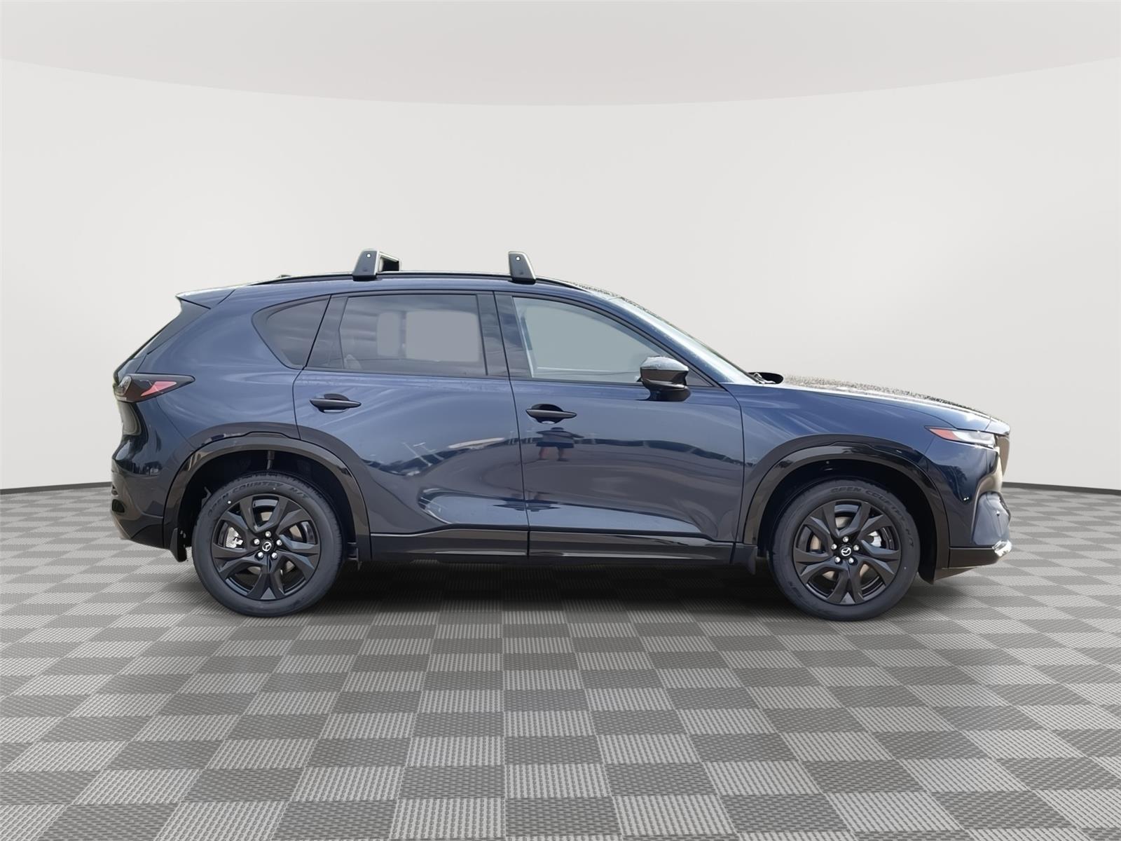 Vehicle photo 6