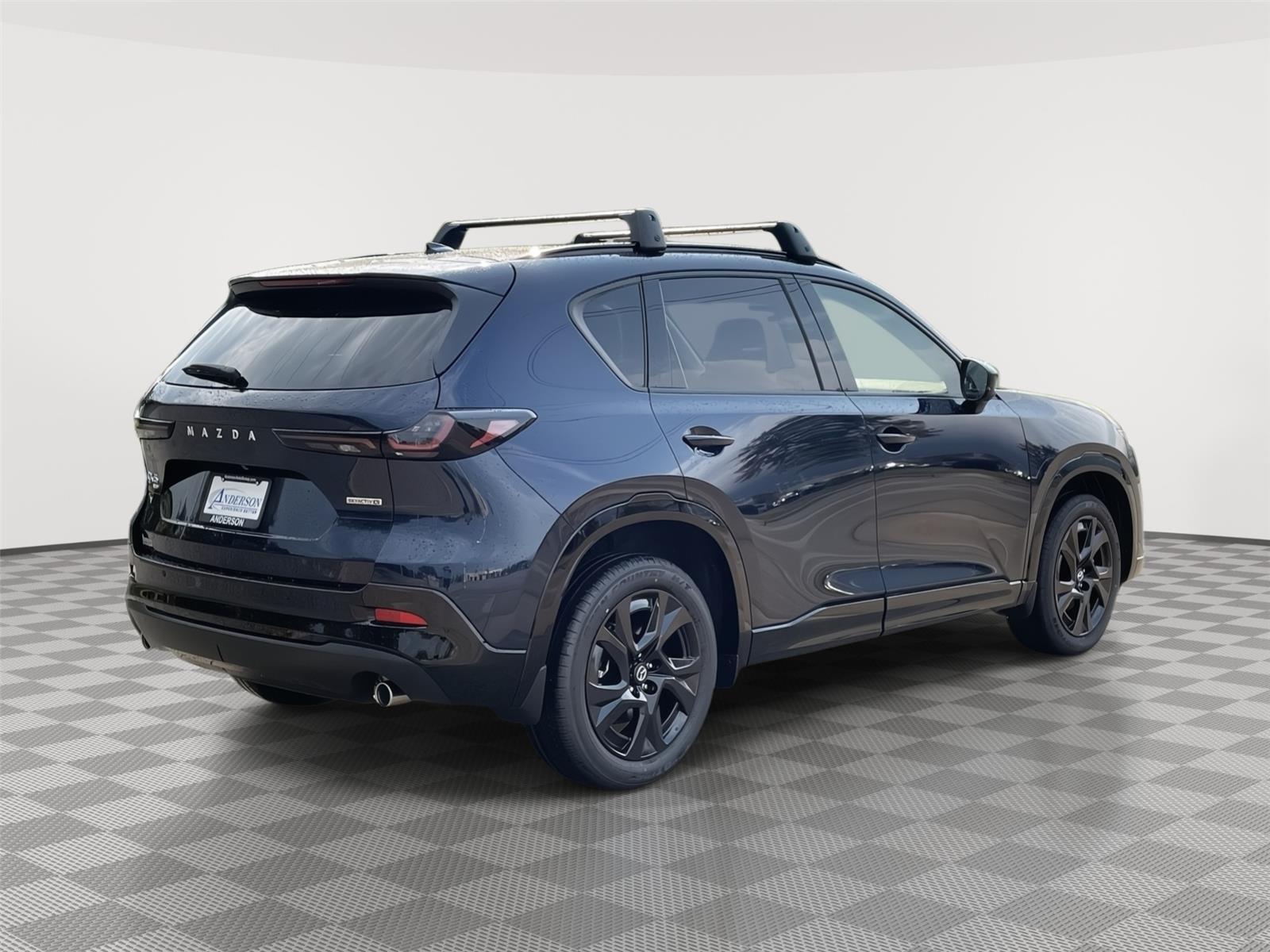 Vehicle photo 7