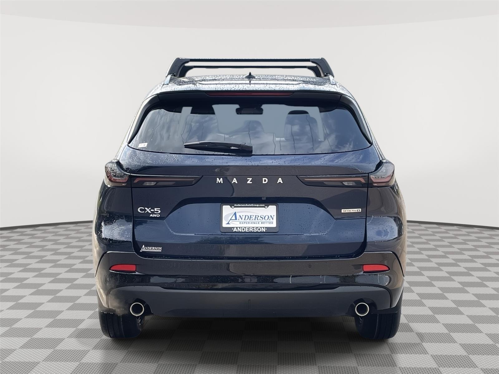Vehicle photo 8